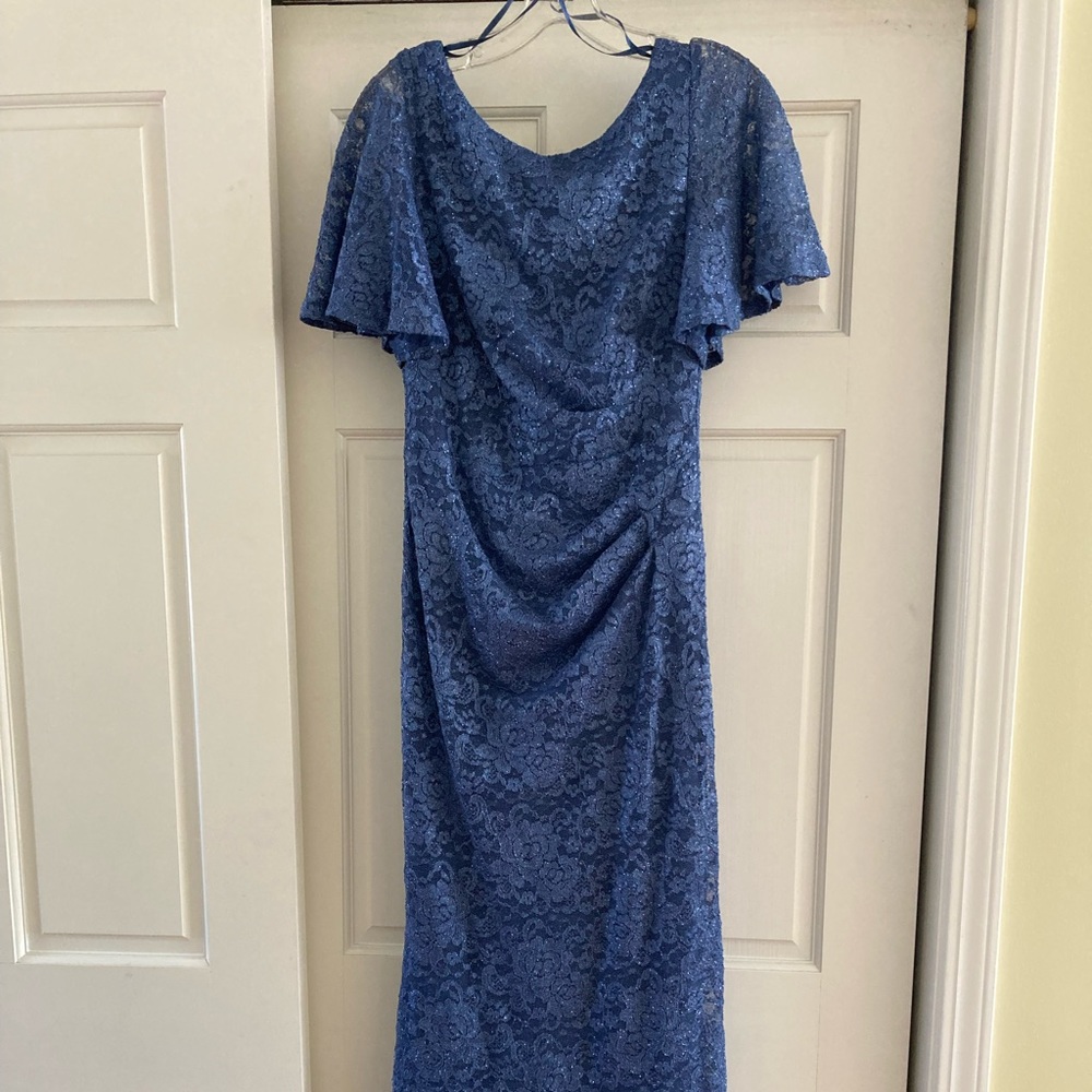 NWOT Jessica Howard Blue Flutter Sleeve Gown 8P
